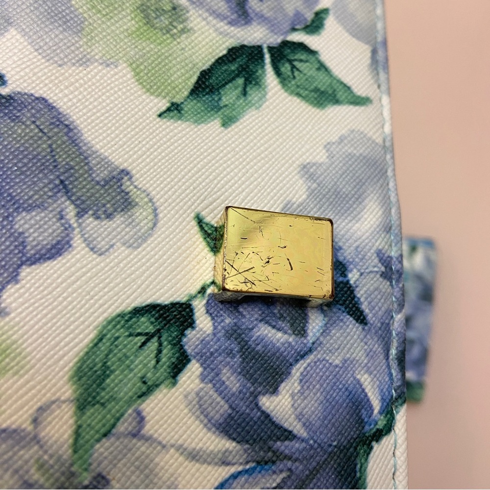 Apt 9 Floral Wallet Matching Set Of 2 - image 4